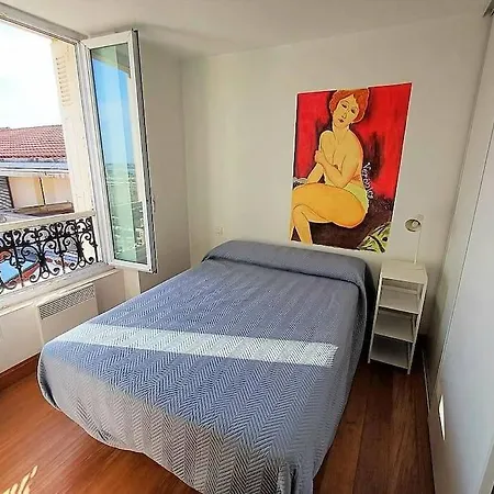 Bonito Estudio Reformado 1 3 Personas Daire