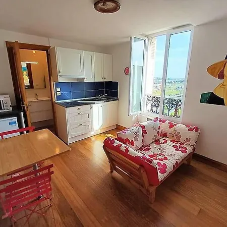 Daire Bonito Estudio Reformado 1 3 Personas